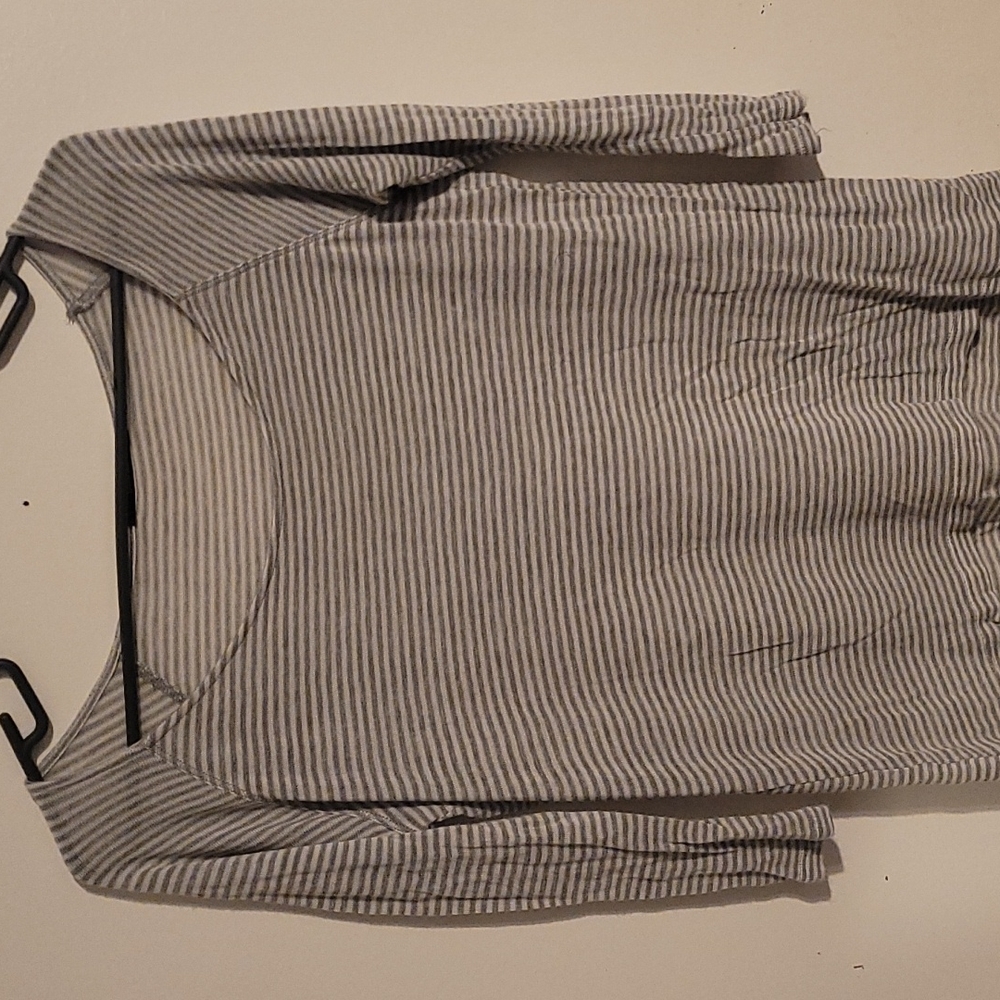 Womans top by tahari
